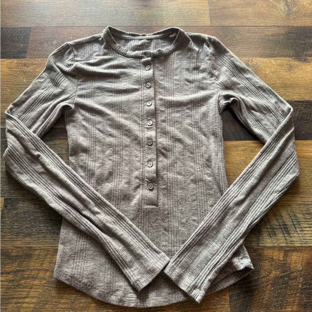 American Eagle  Henley Long Sleeve Shirt Womens Size XS